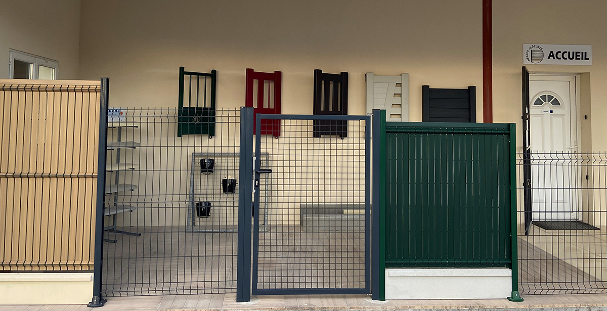 img Showroom vente de clôtures et portails à Berson 